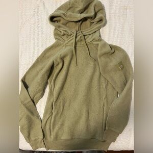 ALO Yoga the triumph hoodie wasabi green textured hoodie small